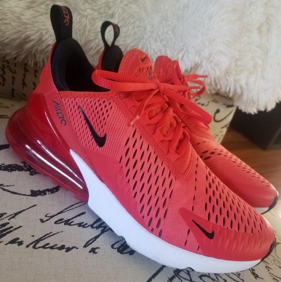 red 270s nike
